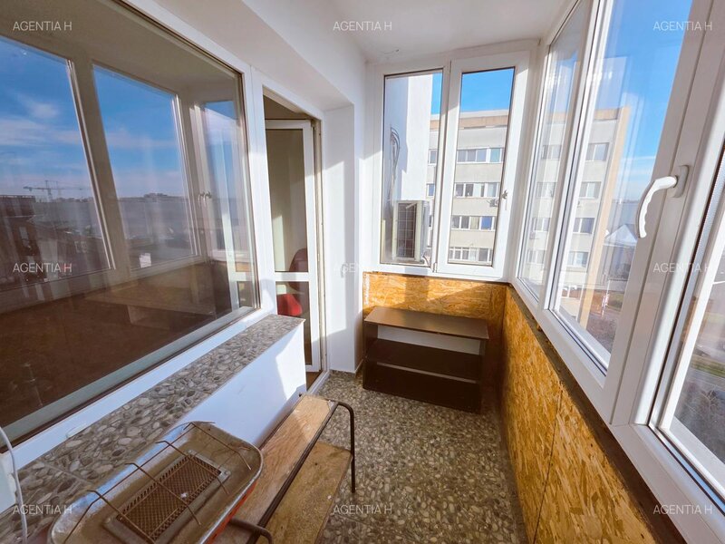 Dristor Park Lake, vanzare 2 camere, etaj 9/10, mobilat, utilat.