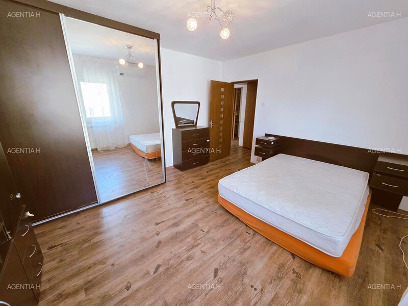 Dristor Park Lake, vanzare 2 camere, etaj 9/10, mobilat, utilat.