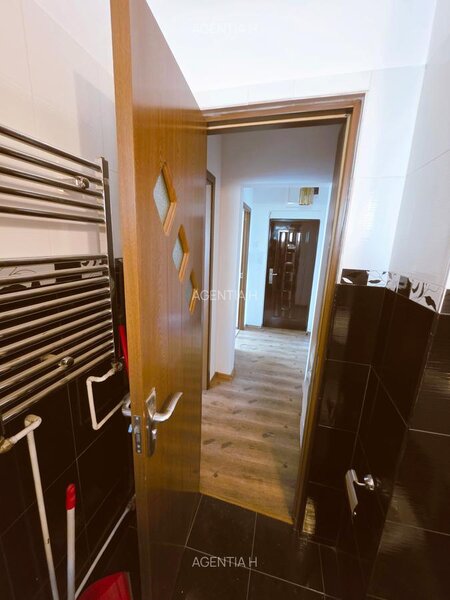 Dristor Park Lake, vanzare 2 camere, etaj 9/10, mobilat, utilat.